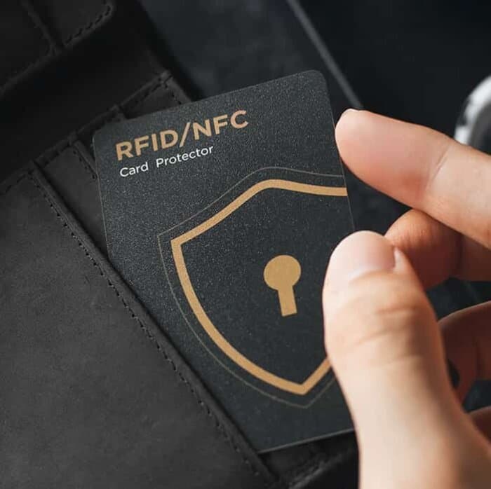 Card media