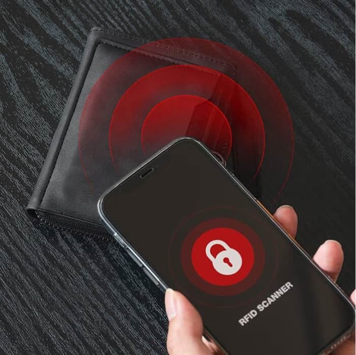 Card media